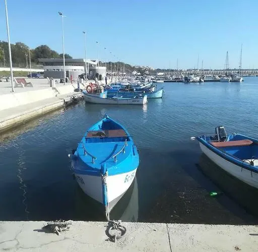 In The Center Of Sarafovo شقة *