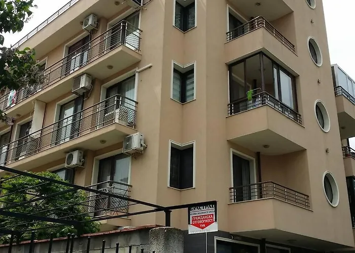 Апартамент In The Center Of Sarafovo Бургас