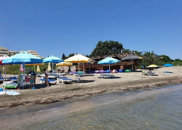 In The Center Of Sarafovo شقة